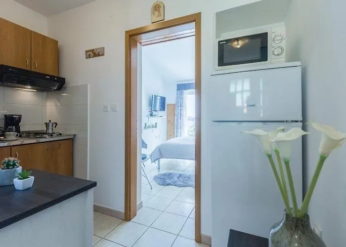 דירה Maria אומאג